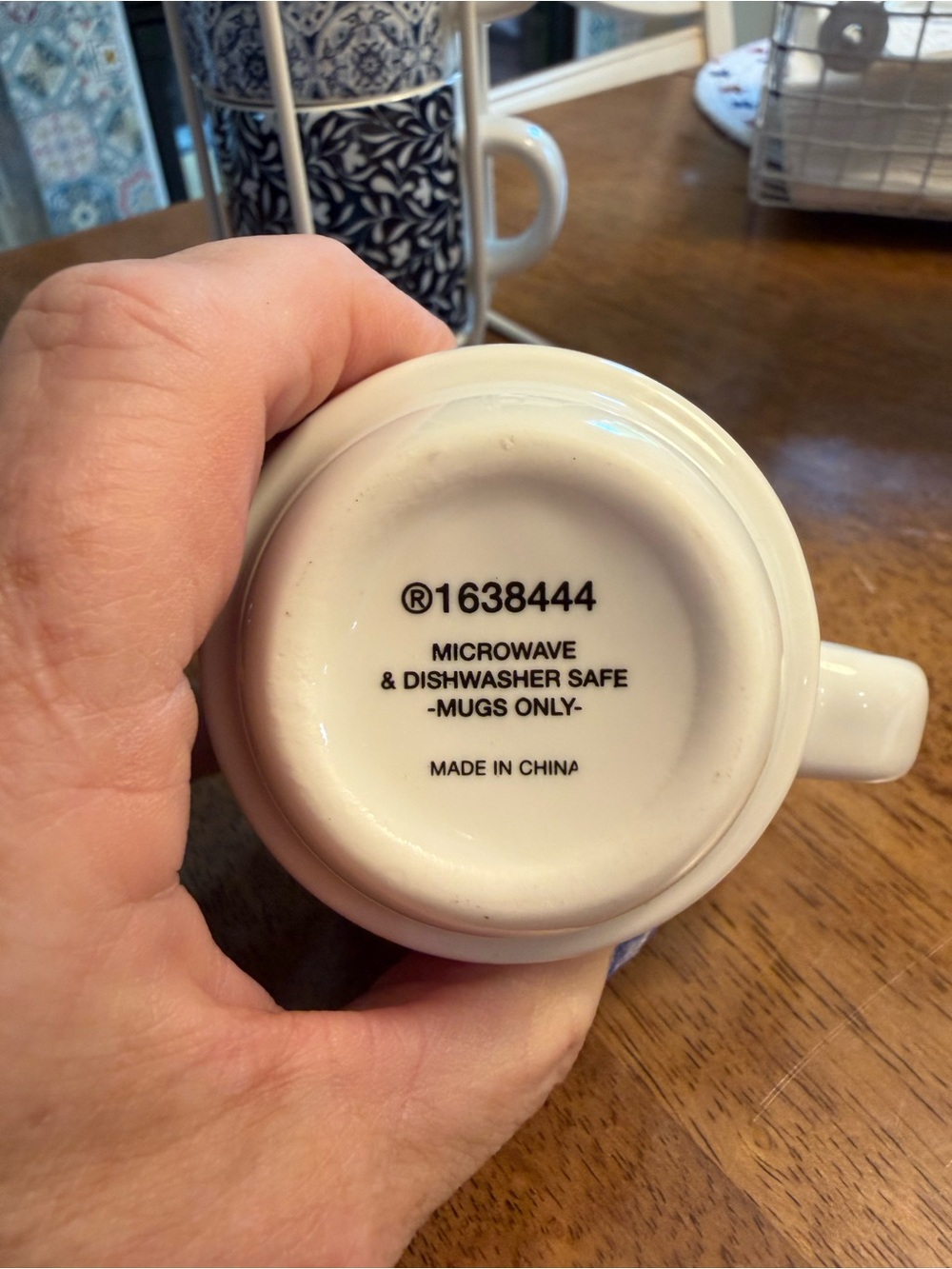 Stackable Blue and White Patterned Mug Set with Rack - Picture 2 of 2